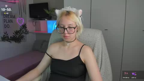 Kate online show from 05.04.26