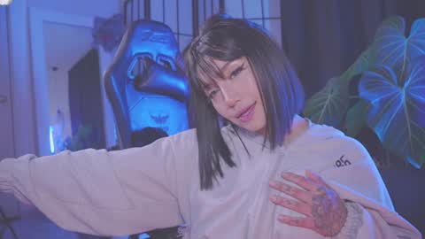 Mely  Birthday party saturday night BYO online show from 01.21.25