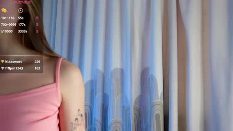 Snapshot of neldaaskins chatting on 12.25.24 Lana online show from 12.25.24