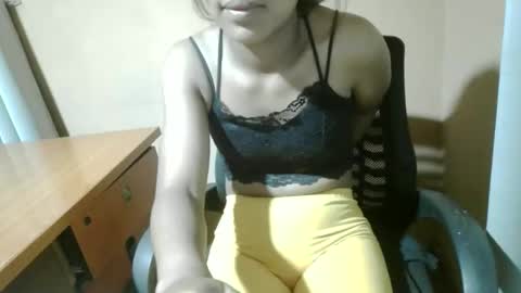 nelia_84 online show from 04.26.26