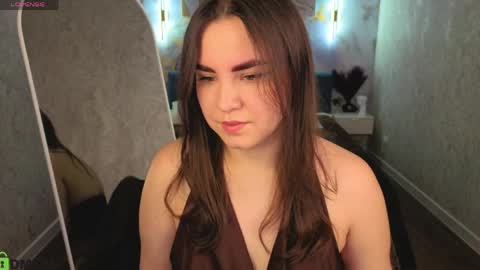 Snapshot of nelie_evans chatting on 06.04.26 nelie_evans online show from 06.04.26