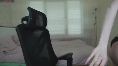 Nellie online show from 04.18.26