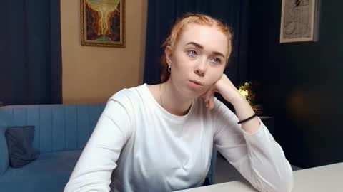 Snapshot of nelliemathers chatting on 11.14.25 Nelli online show from 11.14.25