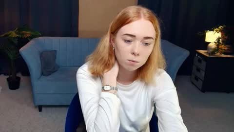 Snapshot of nelliemathers chatting on 11.15.25 Nelli online show from 11.15.25