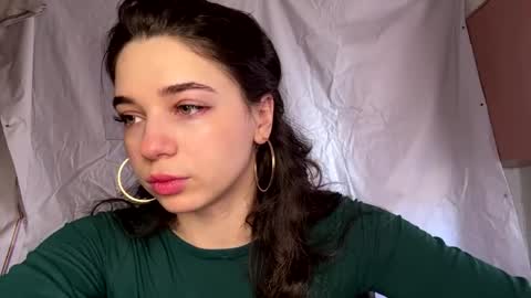 Angelihee online show from 04.08.26