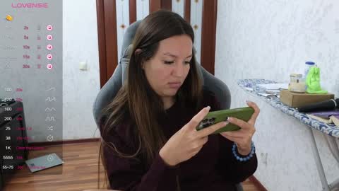 Snapshot of nellyfischer chatting on 12.01.24 Nelly online show from 12.01.24