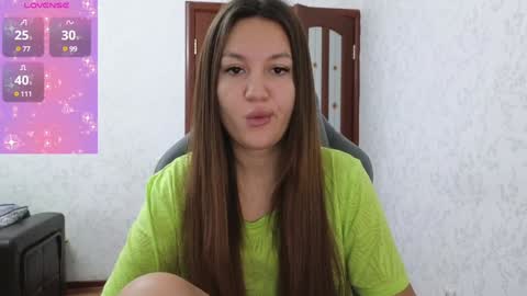 Snapshot of nellyfischer chatting on 12.19.24 Nelly online show from 12.19.24