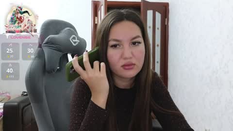 Snapshot of nellyfischer chatting on 12.24.24 Nelly online show from 12.24.24