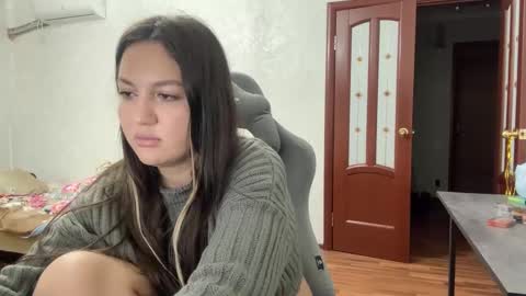 Snapshot of nellyfischer chatting on 02.17.25 Nelly online show from 02.17.25