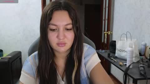 Snapshot of nellyfischer chatting on 03.11.25 Nelly online show from 03.11.25