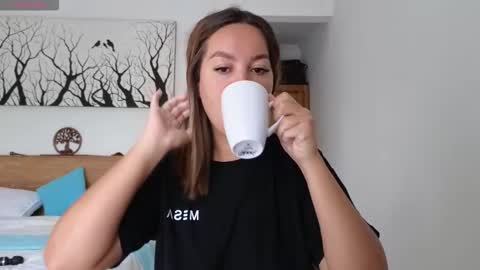 Snapshot of nellyfischer chatting on 11.09.25 Nelly online show from 11.09.25