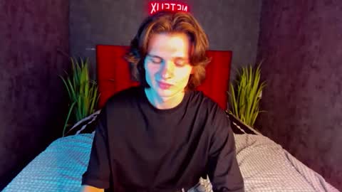 Snapshot of nelson_godman chatting on 10.22.25 nelson_godman online show from 10.22.25