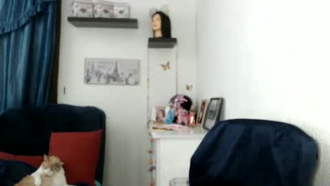 Snapshot of nena_lov chatting on 02.27.25 Star online show from 02.27.25