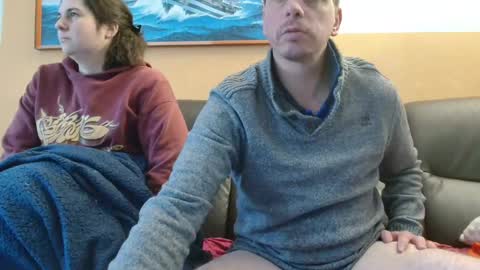 Snapshot of nenees chatting on 12.15.24 nenees online show from 12.15.24