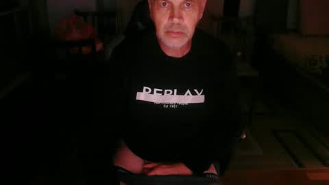 neno89654 online show from 11.20.25