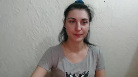 Nensy online show from 02.21.25