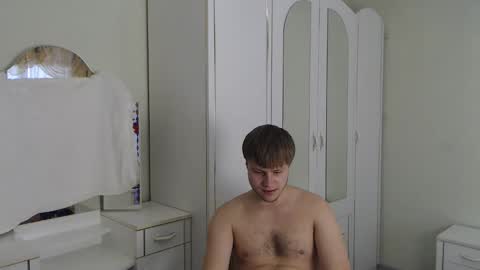 Snapshot of nenvol1 chatting on 03.11.25 better ask online show from 03.11.25