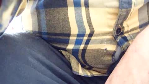 neohiom4f online show from 10.31.25