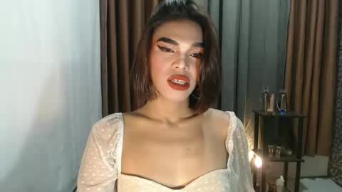 neomi online show from 02.19.26