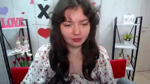 NeonilaLisova online show from 10.04.25