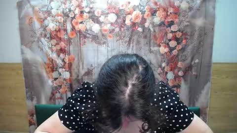 Snapshot of neonilalisova chatting on 02.02.26 NeonilaLisova online show from 02.02.26