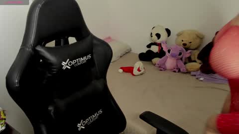 Snapshot of nerdgirl314 chatting on 12.24.24 Alejandra de Hypatia online show from 12.24.24