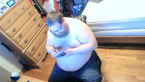 Snapshot of nerdychub4fun chatting on 02.05.25 nerdychub4fun online show from 02.05.25