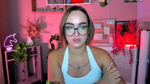 Snapshot of neria_mist chatting on 07.29.26 Neria online show from 07.29.26