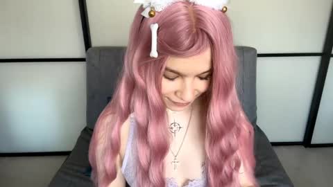 Snapshot of nerissadeloria chatting on 04.12.26 Lori online show from 04.12.26