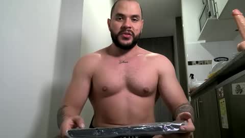 neron XXL online show from 11.24.25