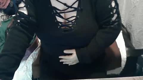 neslihan online show from 02.16.25