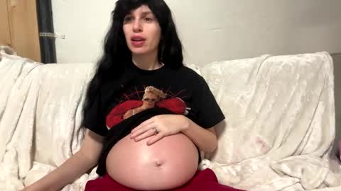 NessaLovesYouMore online show from 03.08.25