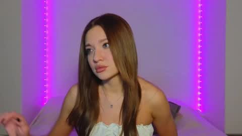 Nessa online show from 01.20.25