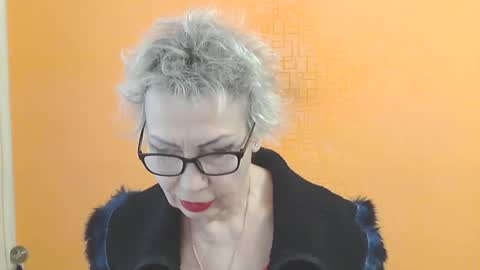 NessyJenixs online show from 02.05.26