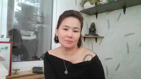 Nettie Allie online show from 12.19.25