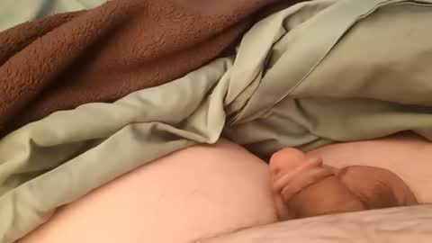 Snapshot of neverseentthatb4 chatting on 10.01.25 Matt online show from 10.01.25