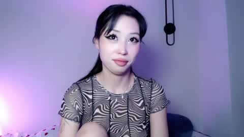 Snapshot of neverstopkissing chatting on 06.24.26 Rin online show from 06.24.26