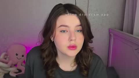 Snapshot of new_rina chatting on 09.24.25 Rina online show from 09.24.25