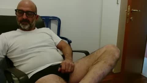 simi online show from 10.18.25