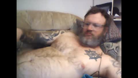 Snapshot of newbreed666 chatting on 10.16.25 NEWBREED666 online show from 10.16.25