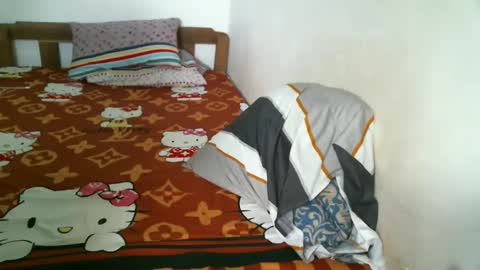 Snapshot of newest_star69 chatting on 01.15.25 Lucy Pearl online show from 01.15.25