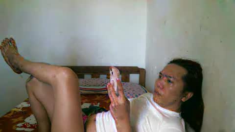 Snapshot of newest_star69 chatting on 01.22.25 Lucy Pearl online show from 01.22.25