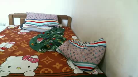 Snapshot of newest_star69 chatting on 01.23.25 Lucy Pearl online show from 01.23.25