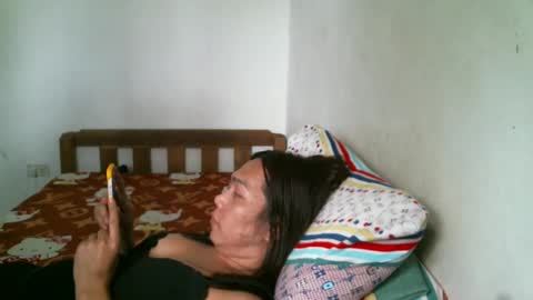 Snapshot of newest_star69 chatting on 01.30.25 Lucy Pearl online show from 01.30.25