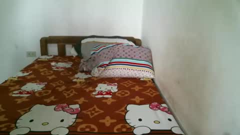 Snapshot of newest_star69 chatting on 01.30.25 Lucy Pearl online show from 01.30.25