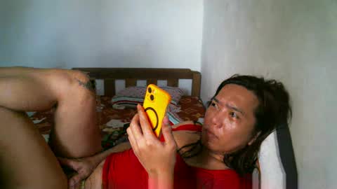 Snapshot of newest_star69 chatting on 02.01.25 Lucy Pearl online show from 02.01.25