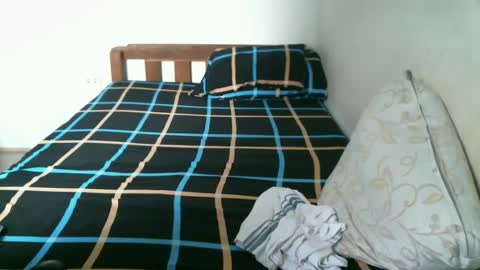 Snapshot of newest_star69 chatting on 02.21.25 Lucy Pearl online show from 02.21.25