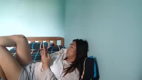 Snapshot of newest_star69 chatting on 09.24.25 Lucy Pearl online show from 09.24.25