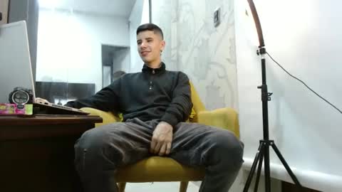 newlatino1 online show from 10.03.25