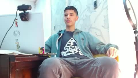 newlatino1 online show from 10.26.25